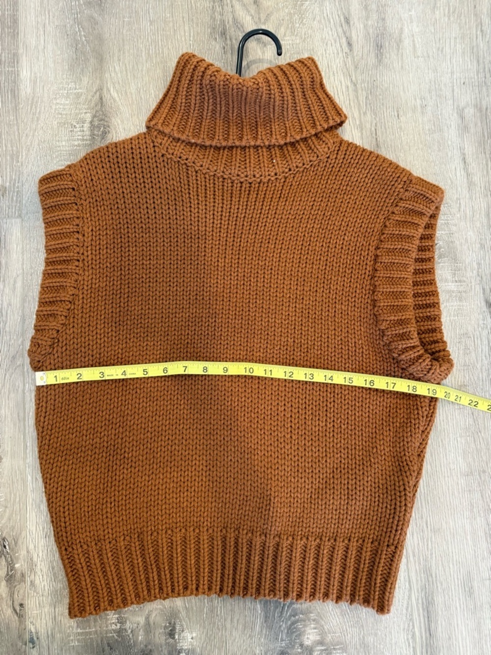 Zara Turtle Neck Sweater - Picture 6 of 6